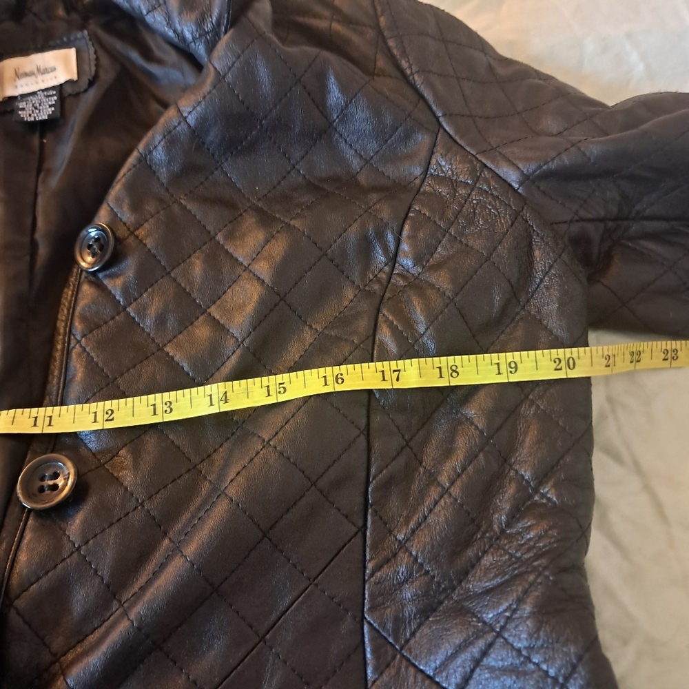 Neiman Marcus Exclusive Leather Jacket Women's Medium M Black Quilted Retro - Picture 10 of 12